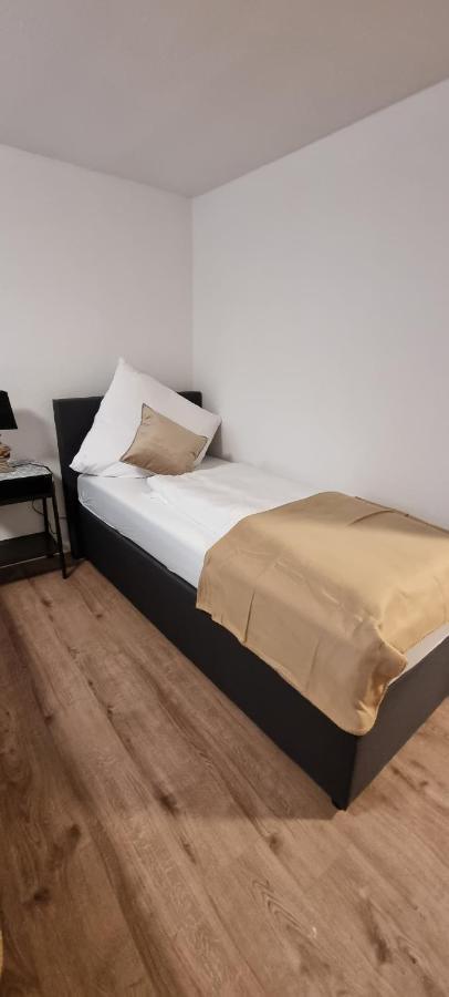 Waterfalls Apartment 3 Triberg im Schwarzwald Екстер'єр фото